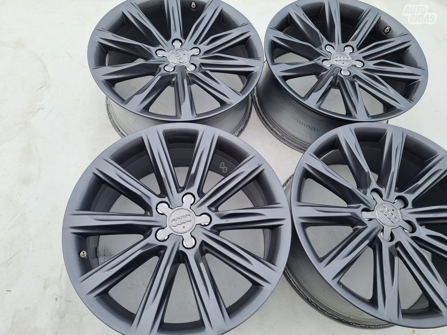 Audi R19 originalūs A7 light alloy R19 rims