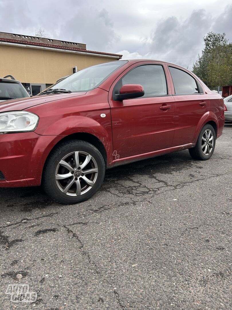 Chevrolet Aveo 2008 y Sedan