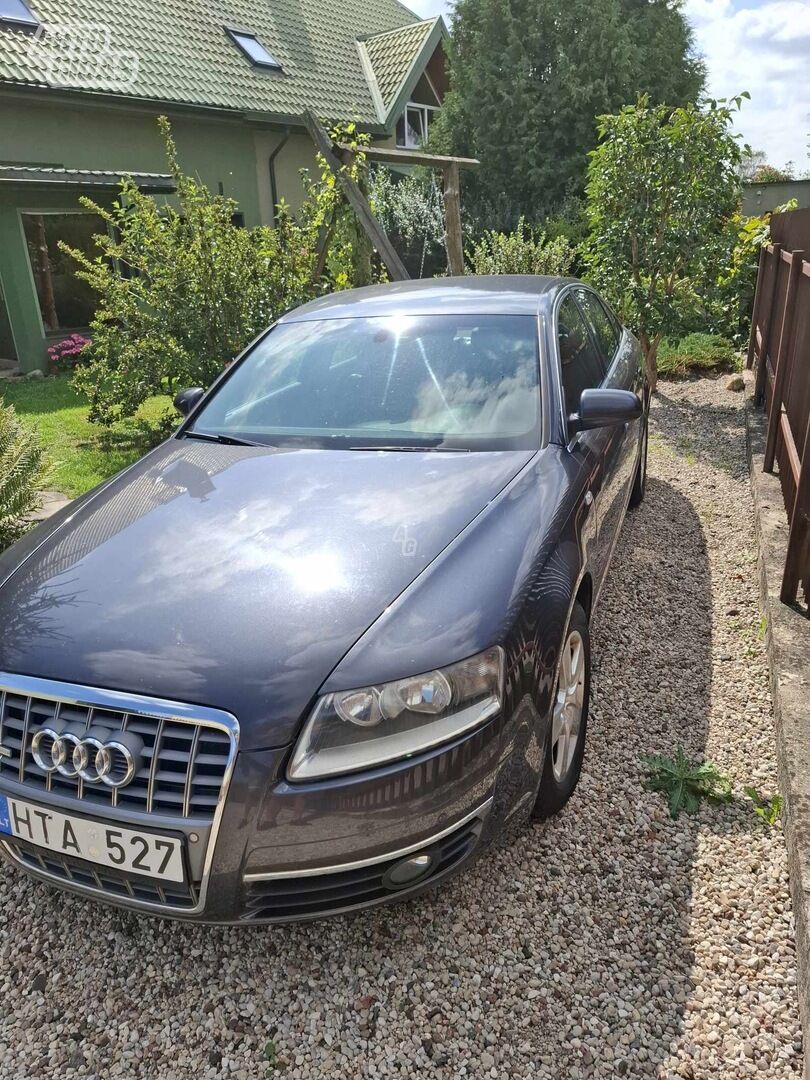 Audi A6 3292 2004 y