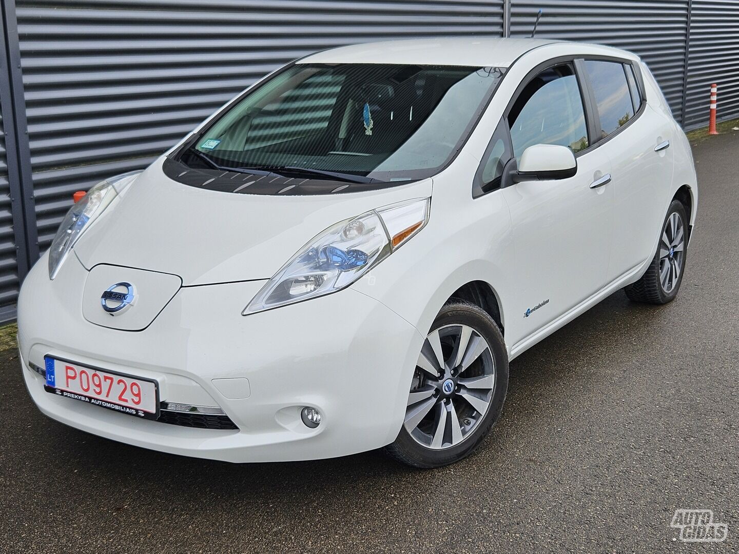 Nissan Leaf 2014 m Hečbekas