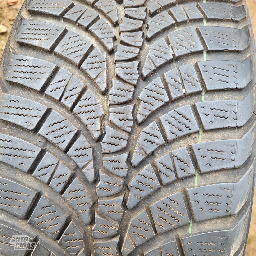 Kumho R18 universal tyres passanger car