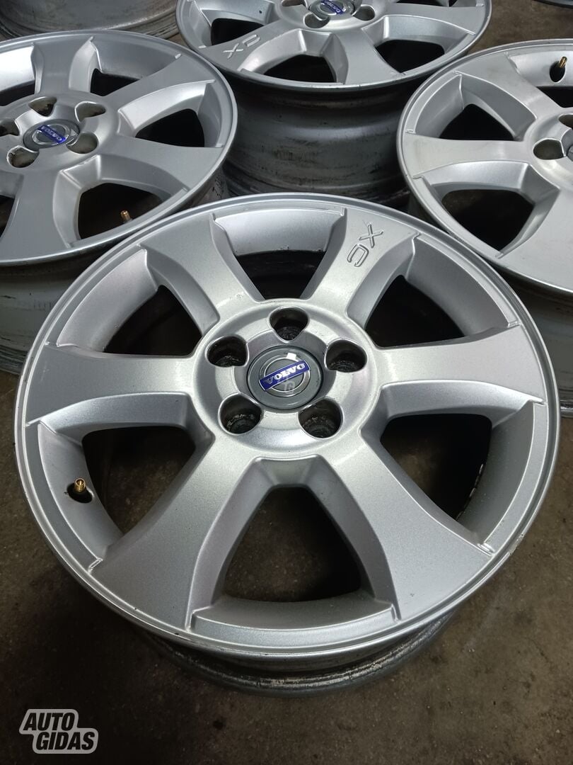 Volvo XC70 light alloy R16 rims