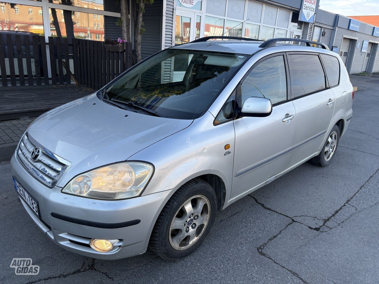 Toyota Avensis Verso 2002 m Vienatūris