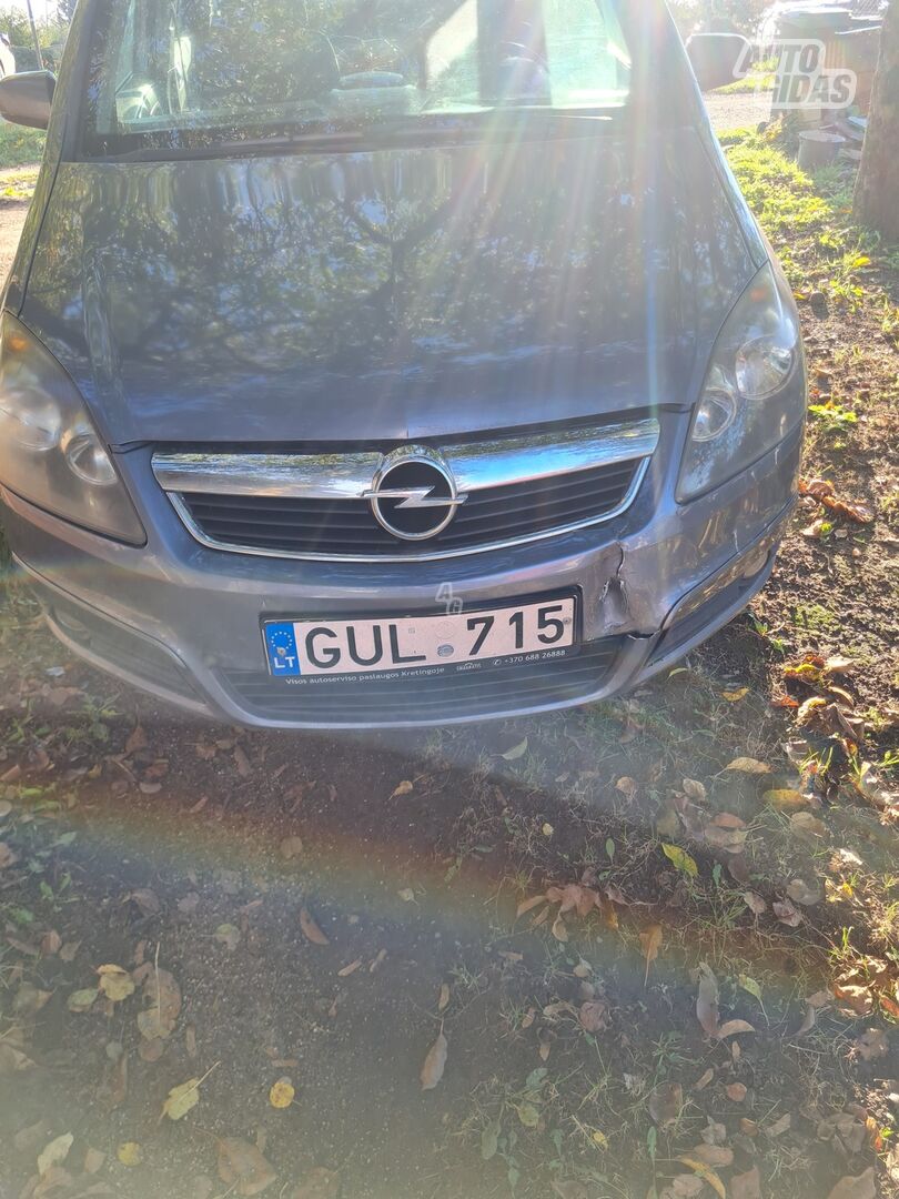 Opel Zafira 2007 m Vienatūris