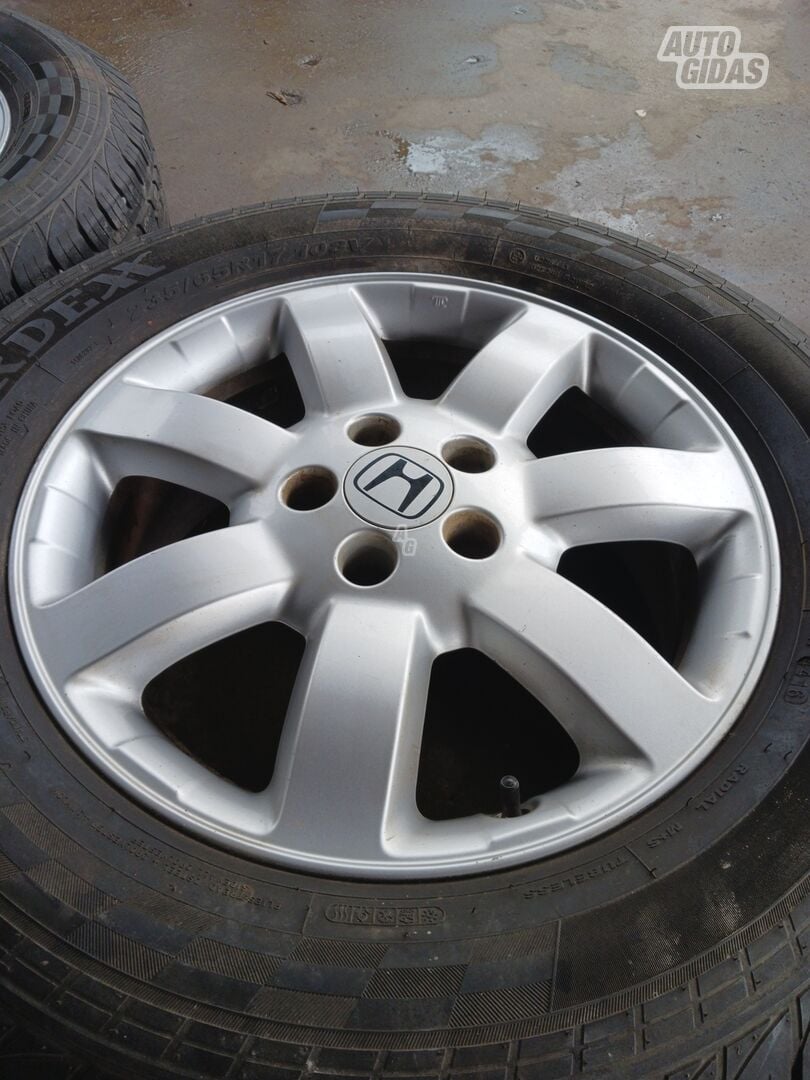 Honda CR-V light alloy R17 rims