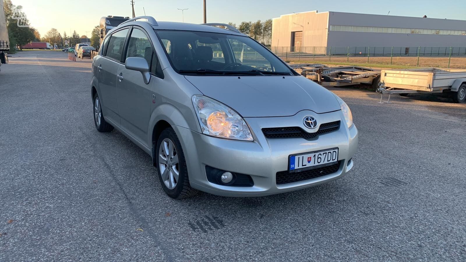 Toyota Corolla Verso 2008 г Минивэн