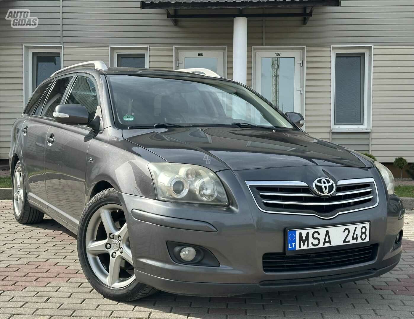 Toyota Avensis 2006 y Wagon