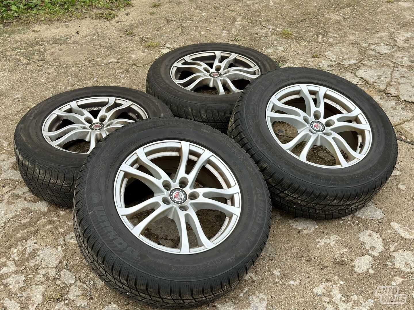 Light alloy R17 rims