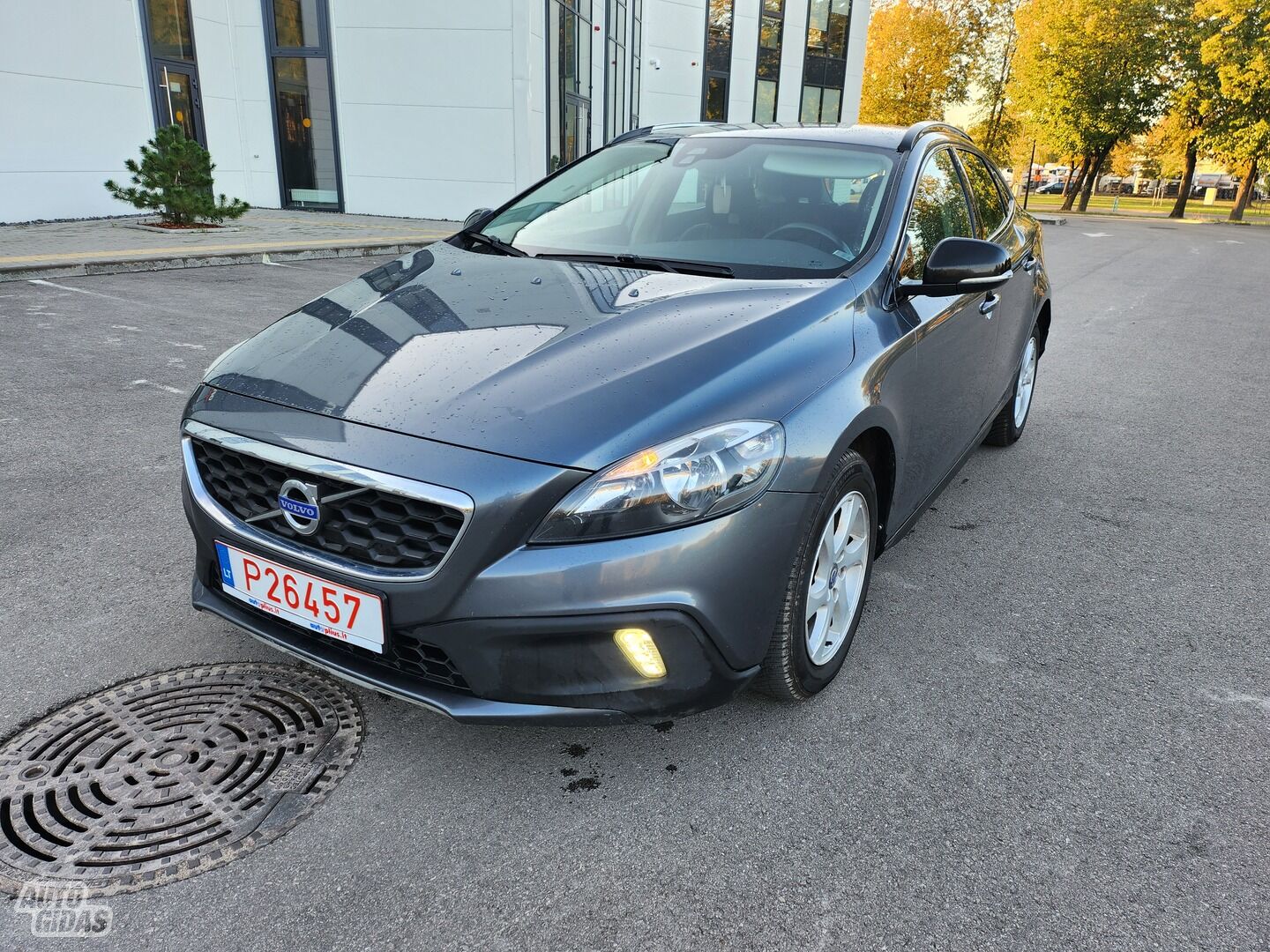 Volvo V40 Cross Country 2013 y Off-road / Crossover