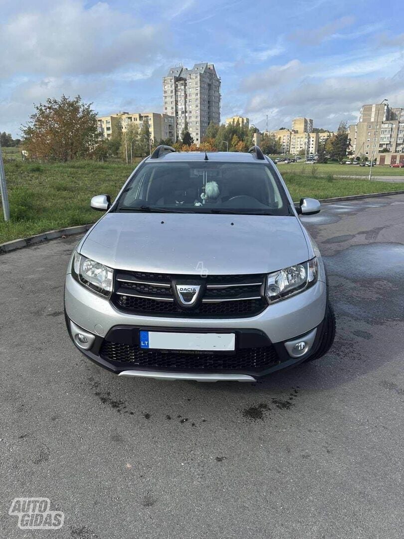 Dacia Sandero Stepway II 2016 y