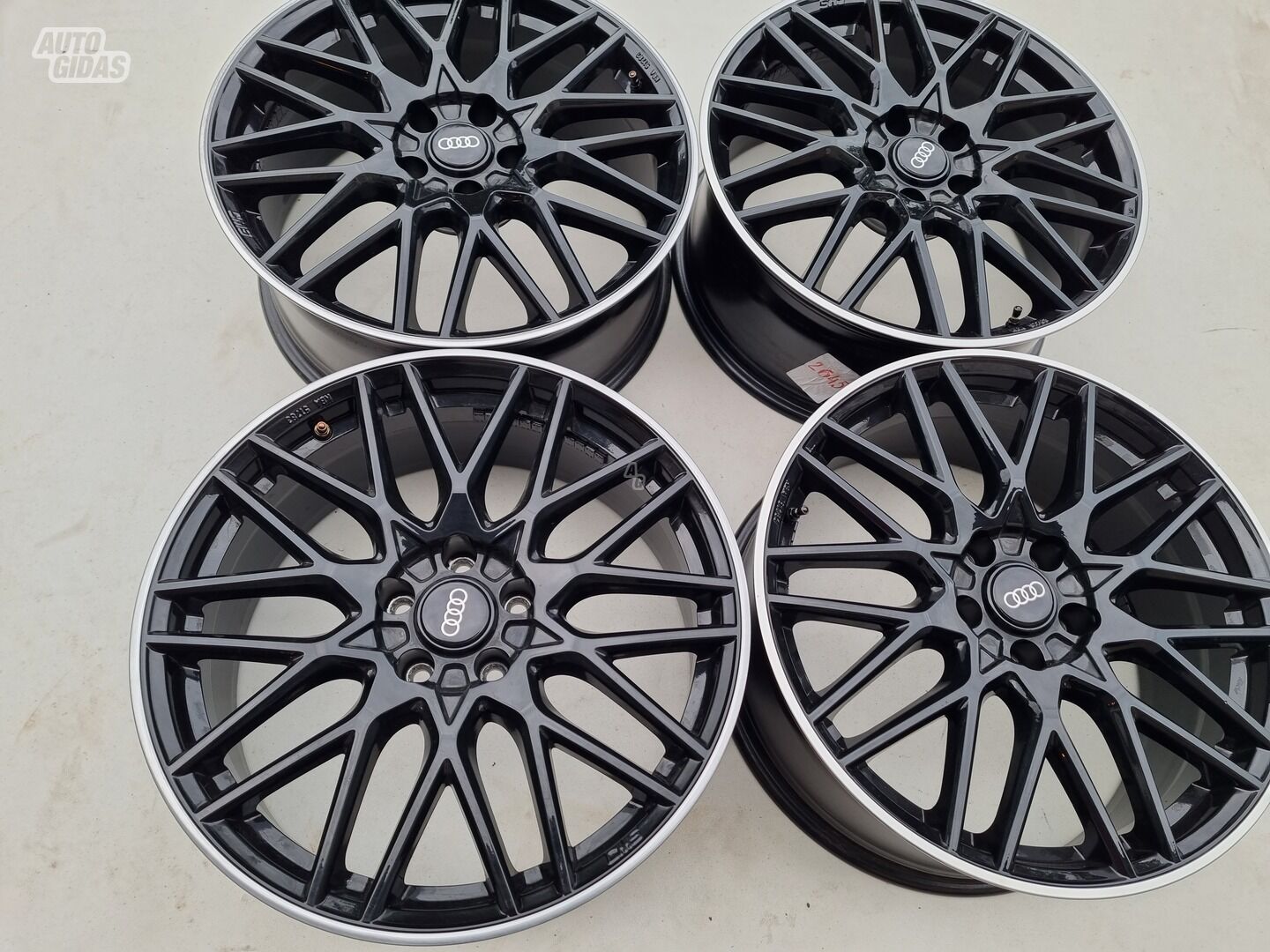 Audi R19, ET38 A6 light alloy R19 rims