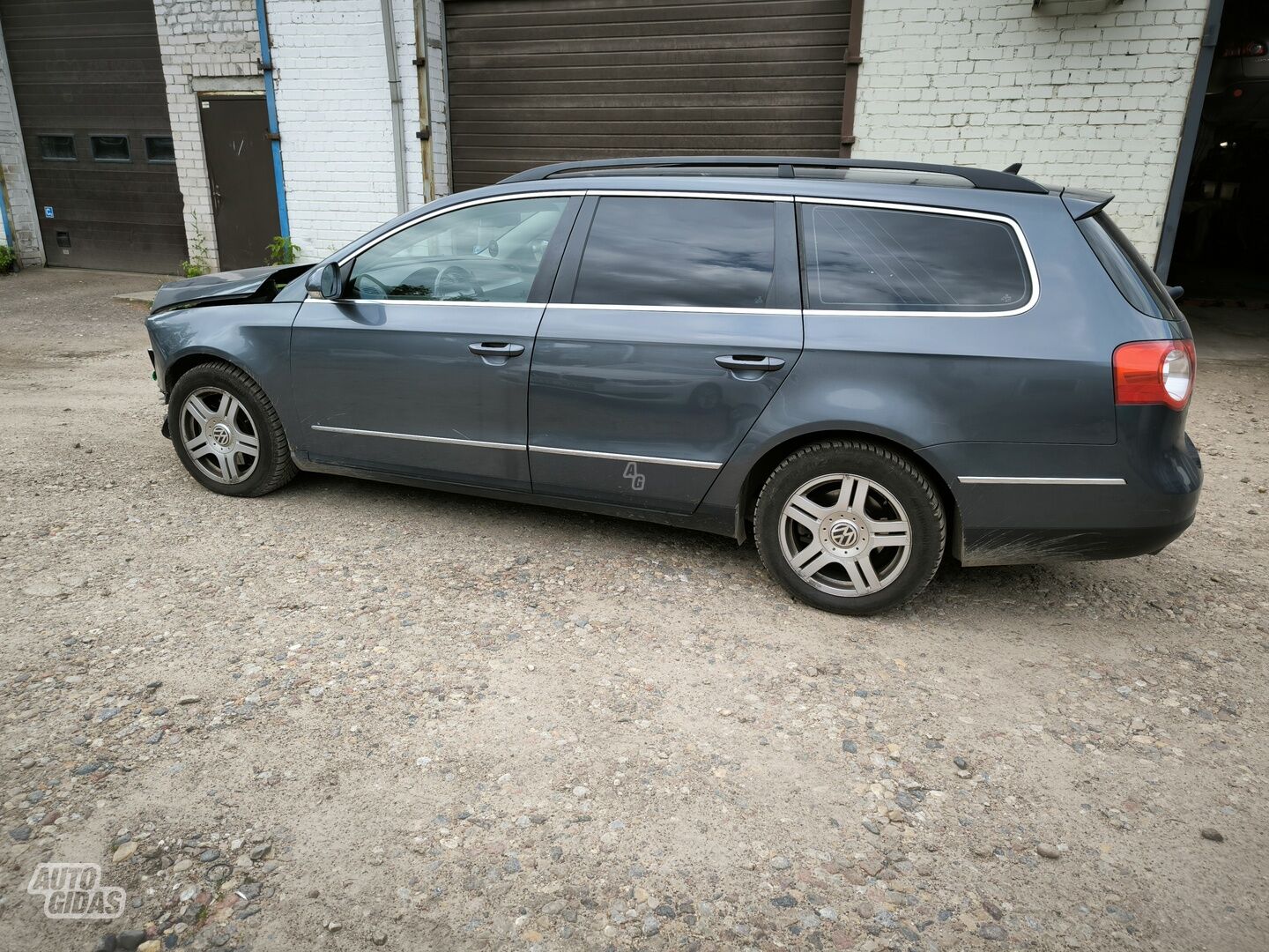 Volkswagen Passat B6 2008 г