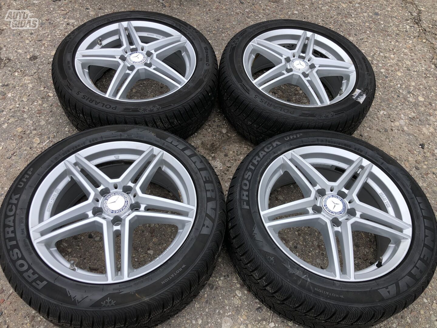 Mercedes-Benz Siunciam, 7J ET49 light alloy R17 rims