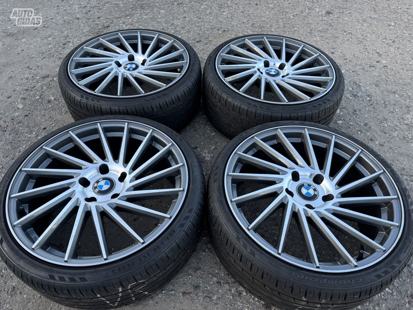 BMW Siunciam, 8,5J ET35 light alloy R19 rims