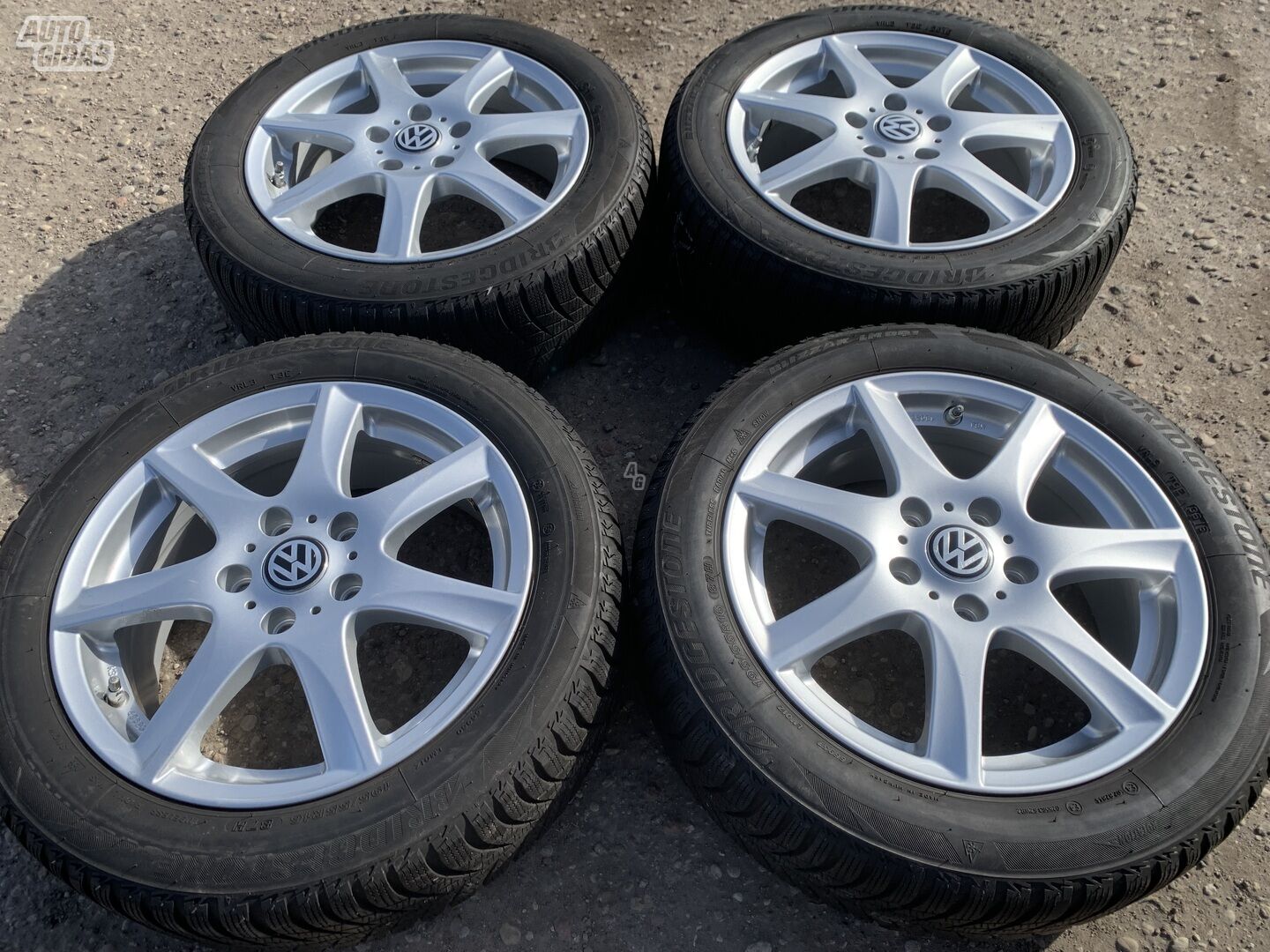 Volkswagen Siunciam, 6,5J ET50 light alloy R16 rims