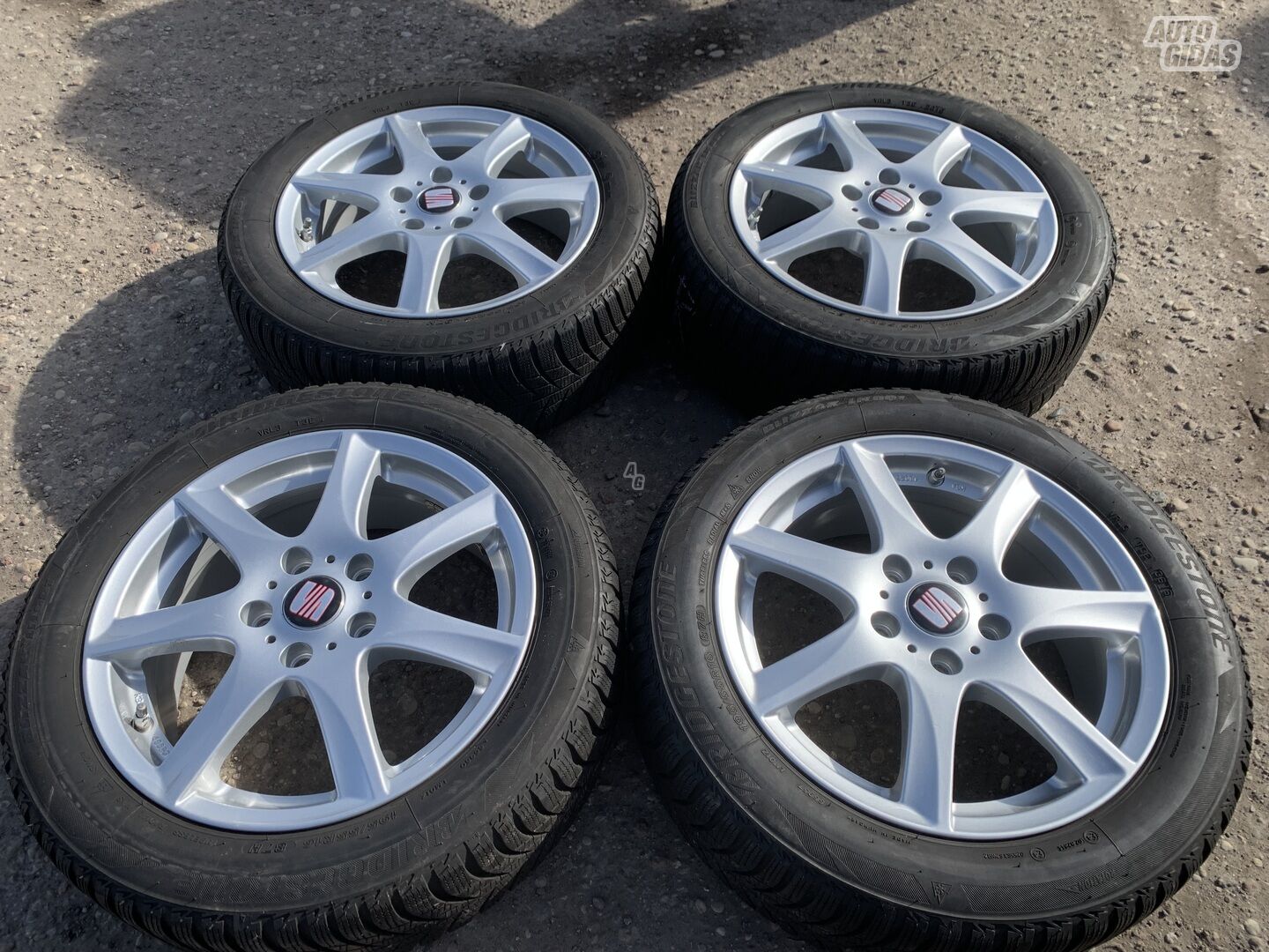 Seat Siunciam, 6,5J ET50 light alloy R16 rims