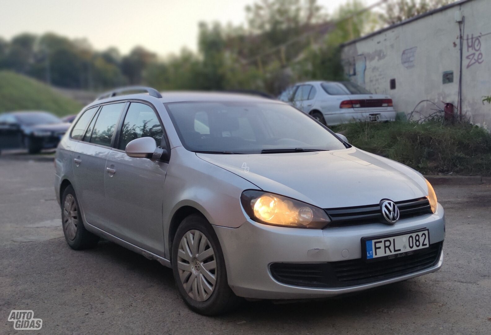 Volkswagen Golf 2011 г Универсал