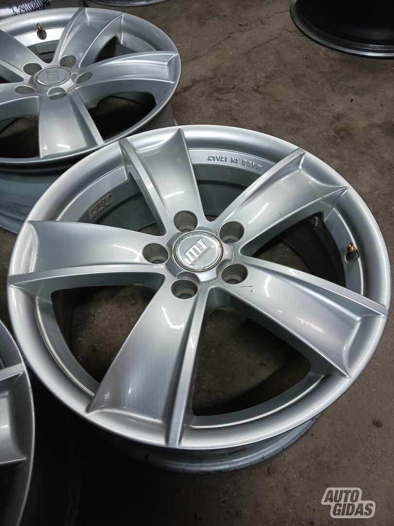 MKW light alloy R17 rims