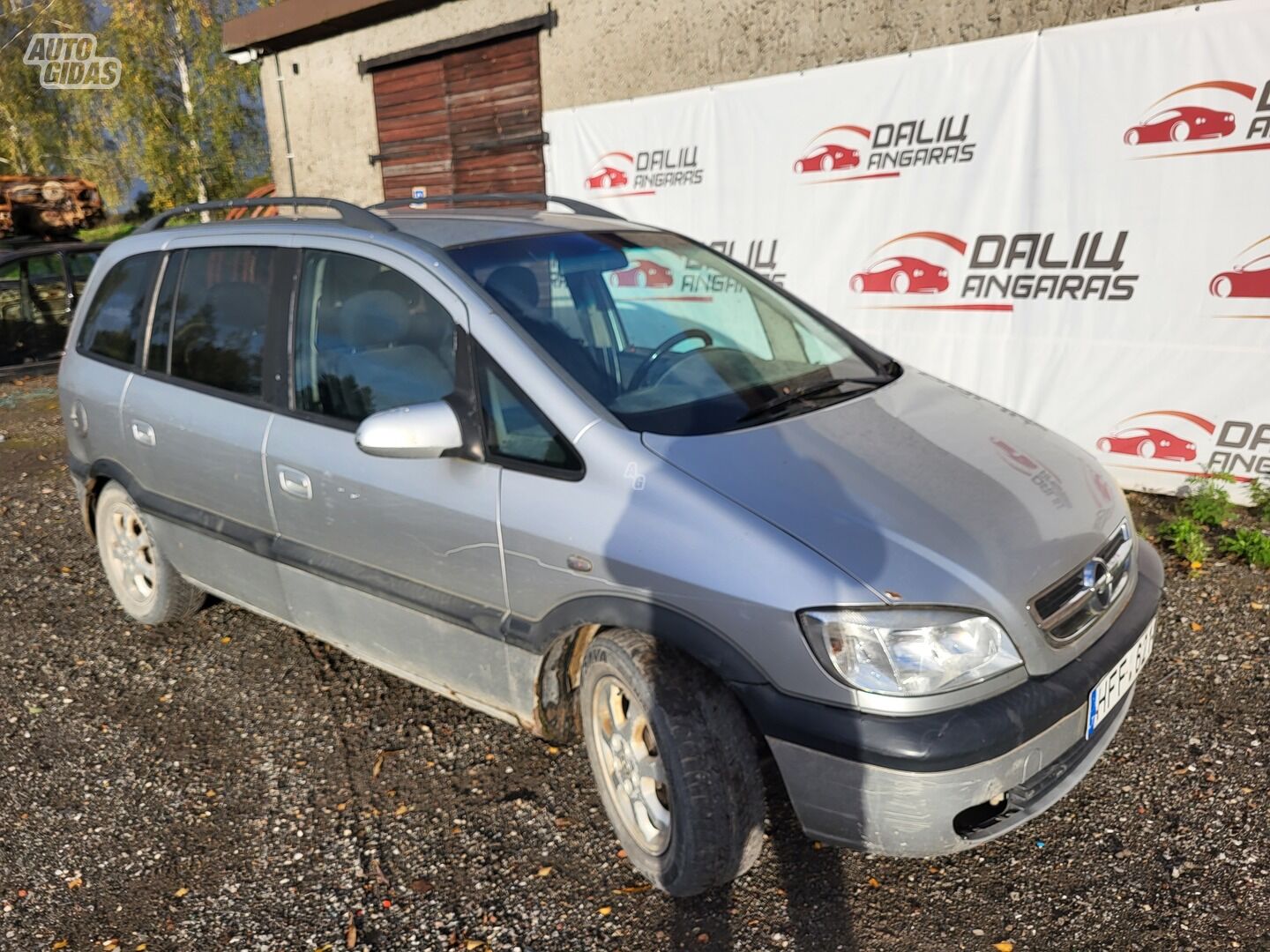 Opel Zafira 2003 m dalys