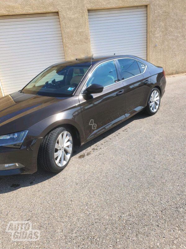 Skoda Superb 2019 г Седан