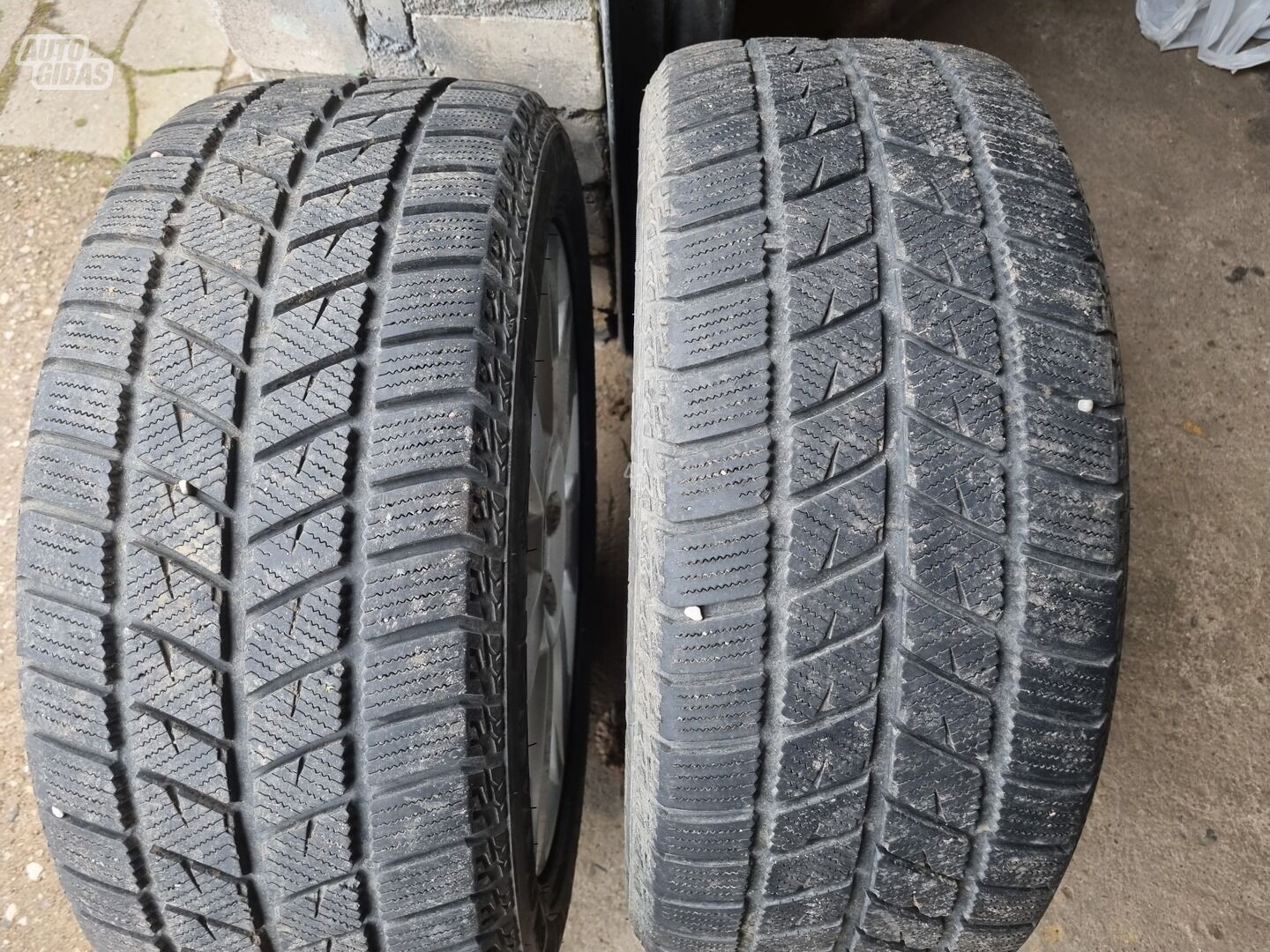 Blacklion R17 universal tyres passanger car