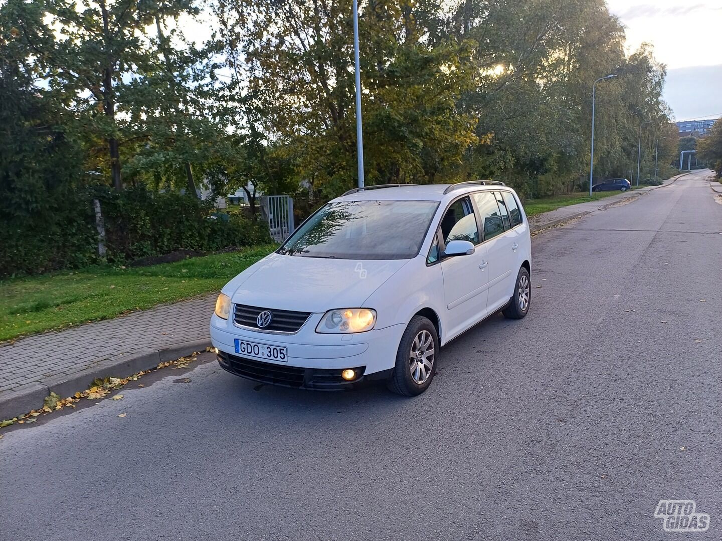 Volkswagen Touran 2003 y Van