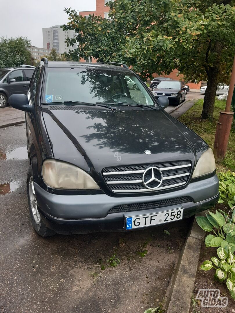 Mercedes-Benz ML 230 8077 1999 m