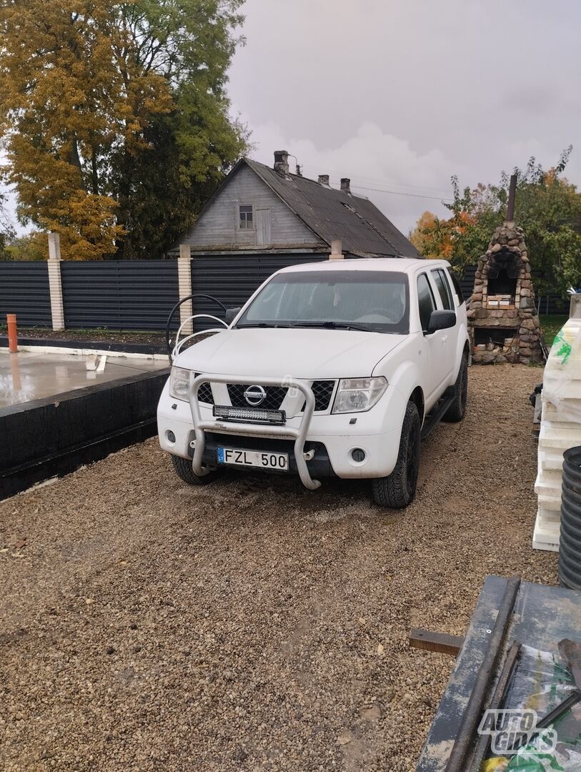 Nissan Pathfinder 2006 m Visureigis / Krosoveris