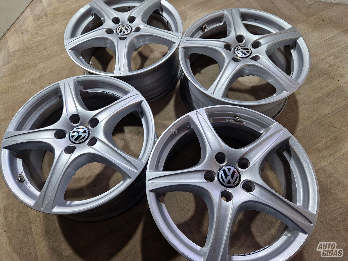 Volkswagen R17, T-Roc T-Roc light alloy R17 rims