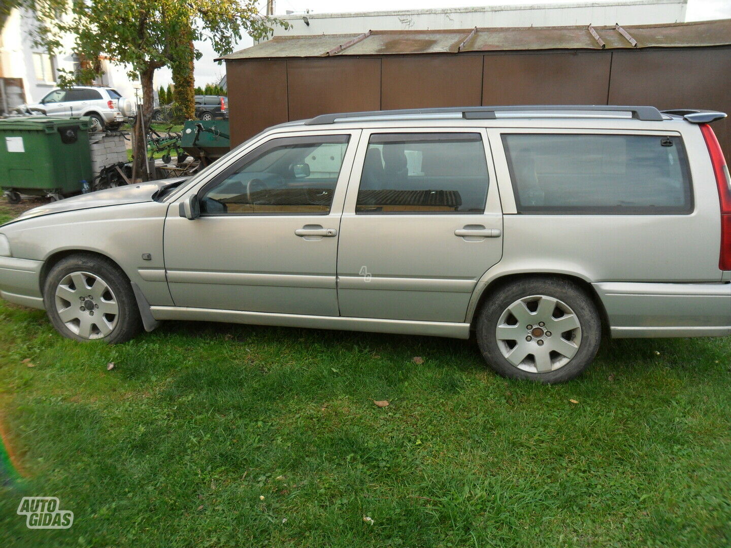 Volvo V70 I 1999 m dalys