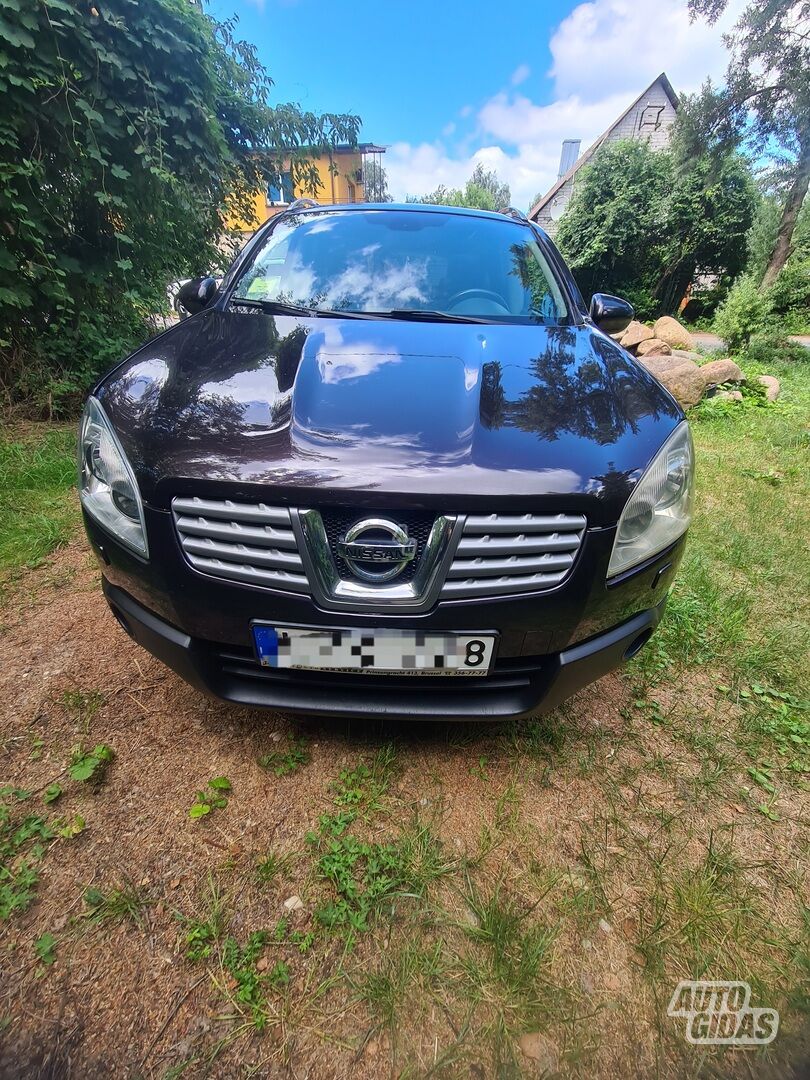 Nissan Qashqai 2009 y Off-road / Crossover