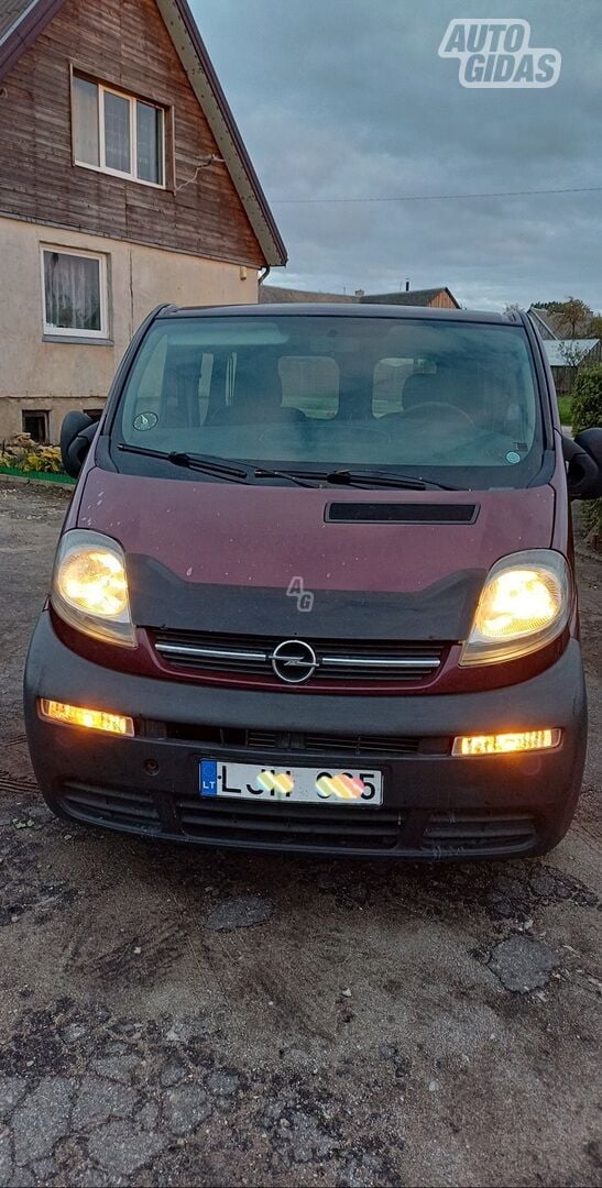 Opel Vivaro 2005 г Микроавтобус