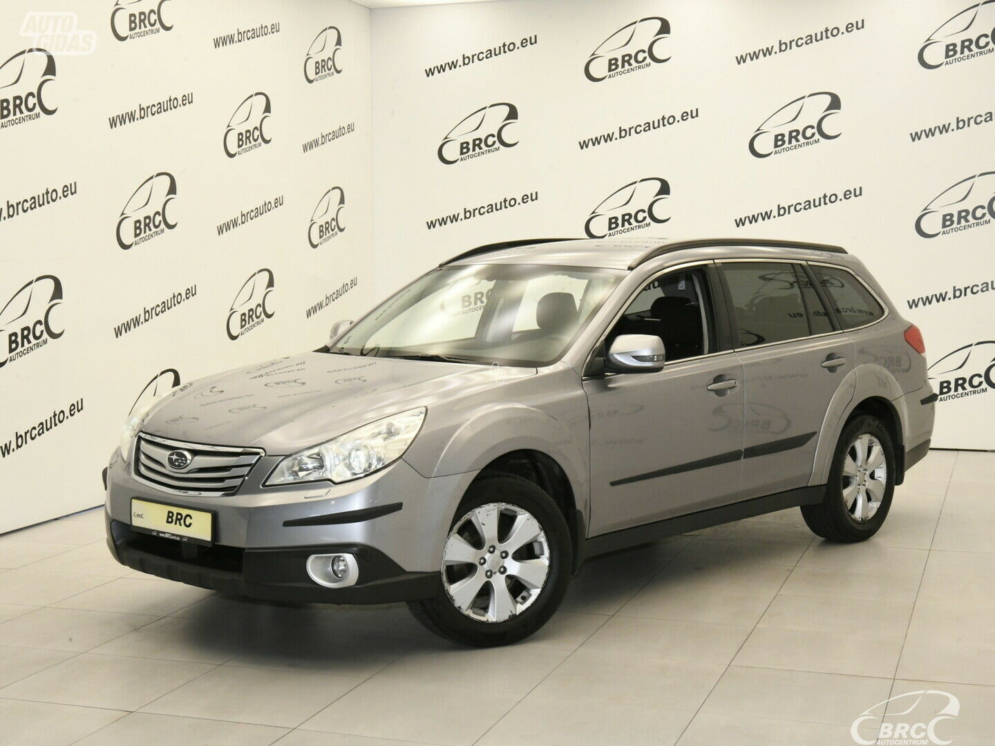 Subaru Outback 2.5 Symmetrical AWD 2011 m