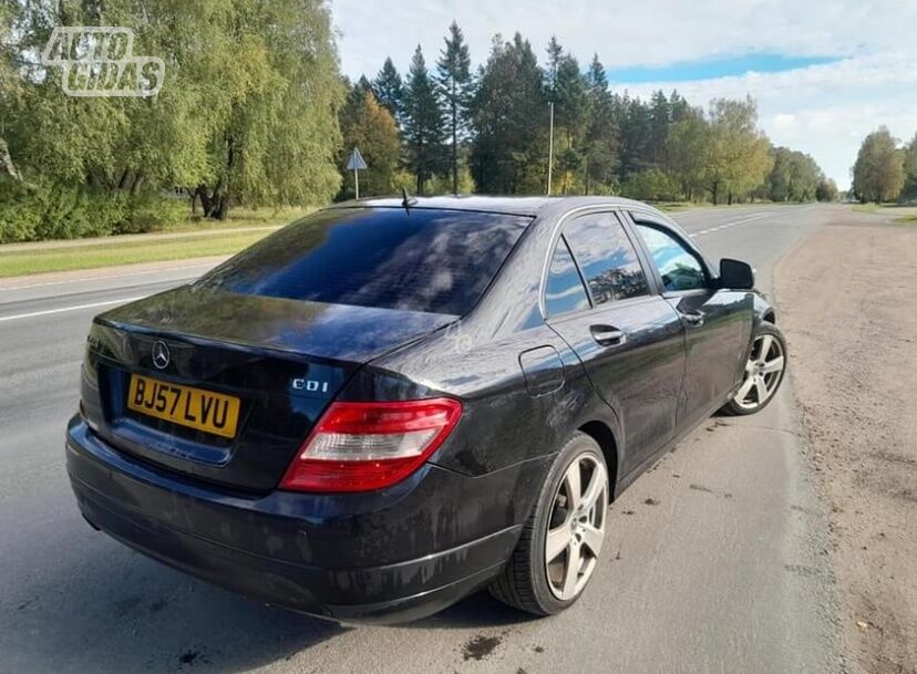 Mercedes-Benz C 220 2009 m Sedanas