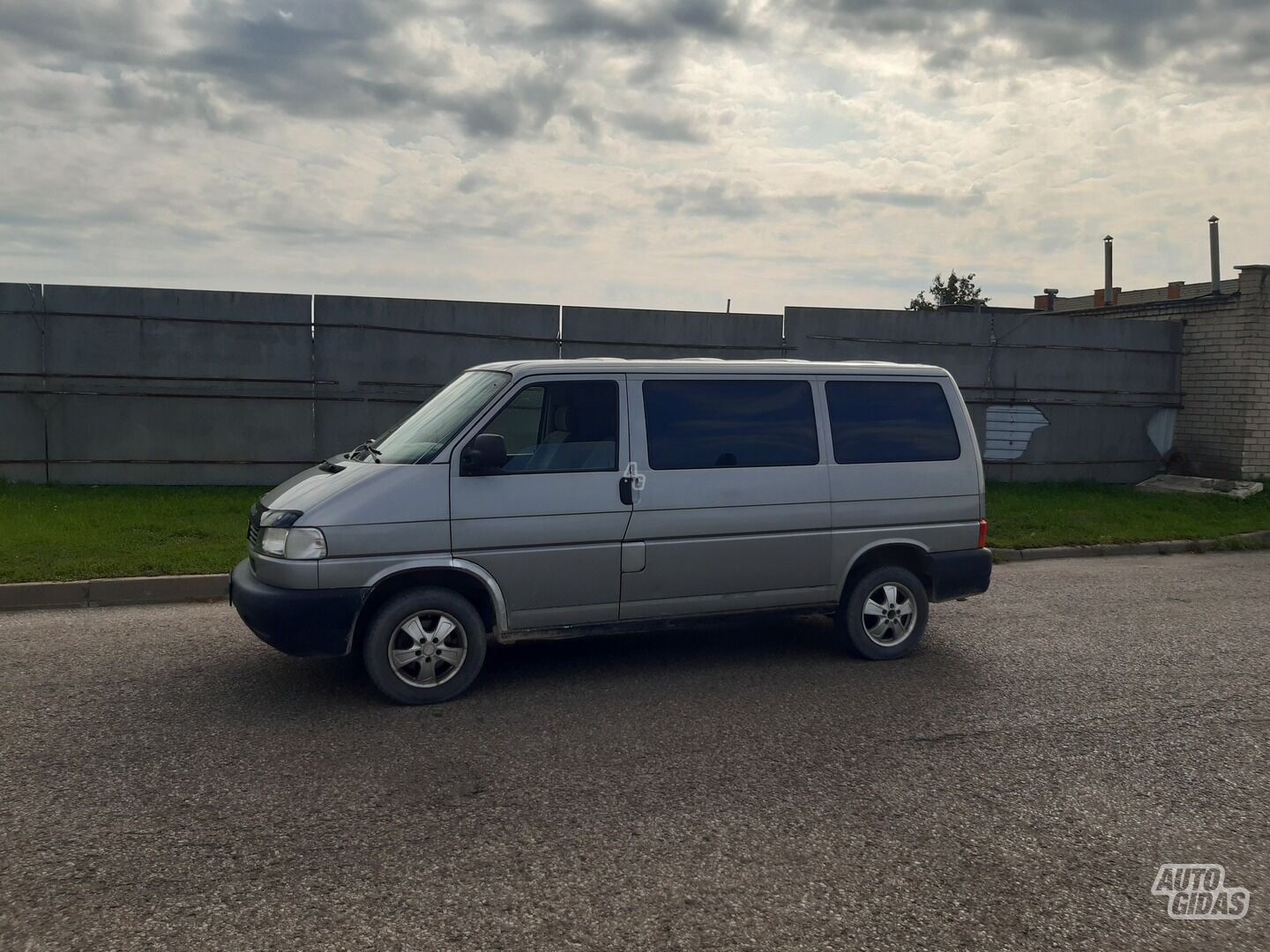 Volkswagen Caravelle T4 1997 y