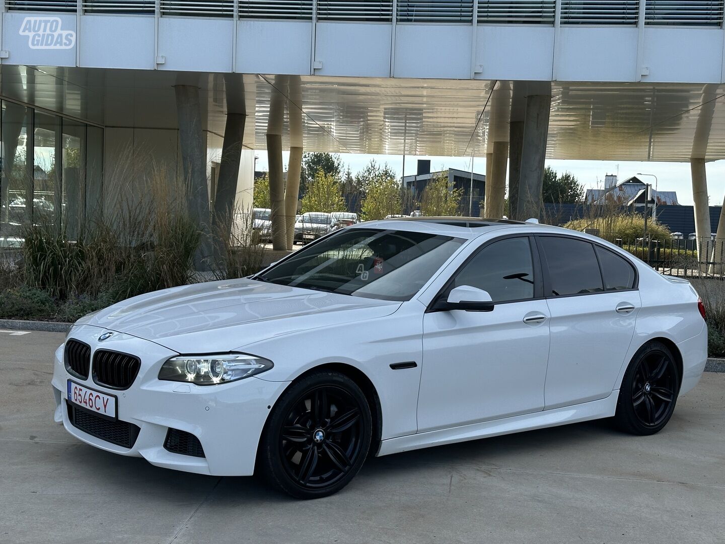 Bmw 530 2014 m Sedanas