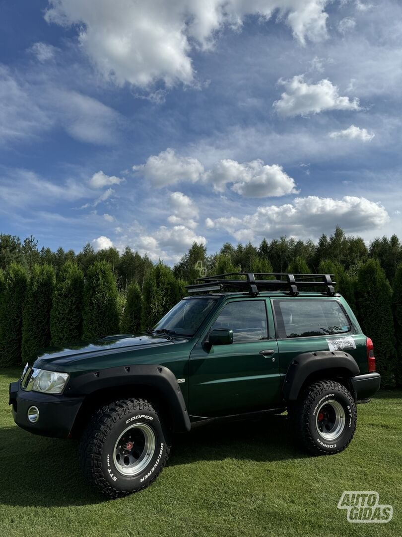 Nissan Patrol 2009 y Off-road / Crossover