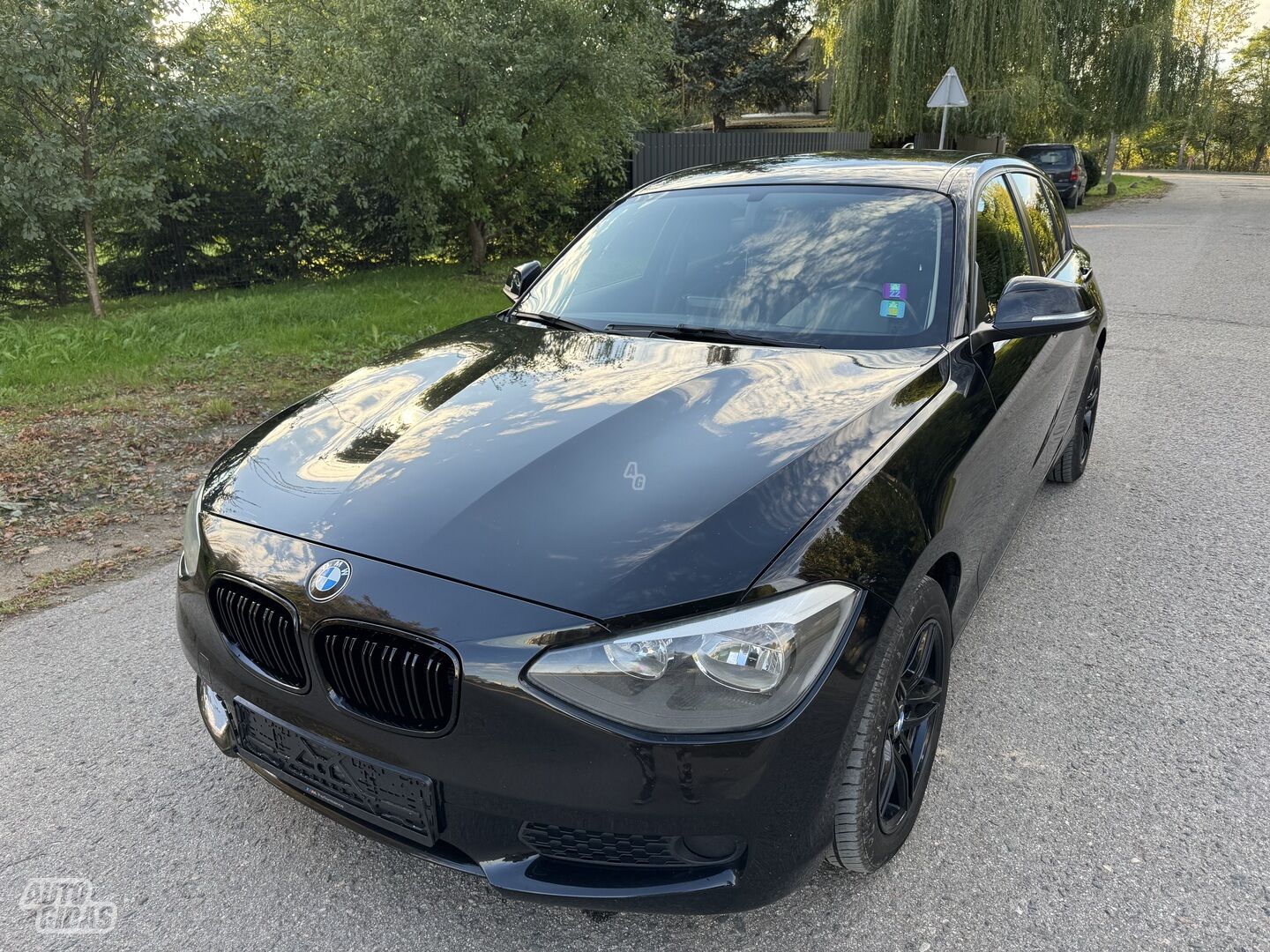 Bmw 118 2011 г Хэтчбек