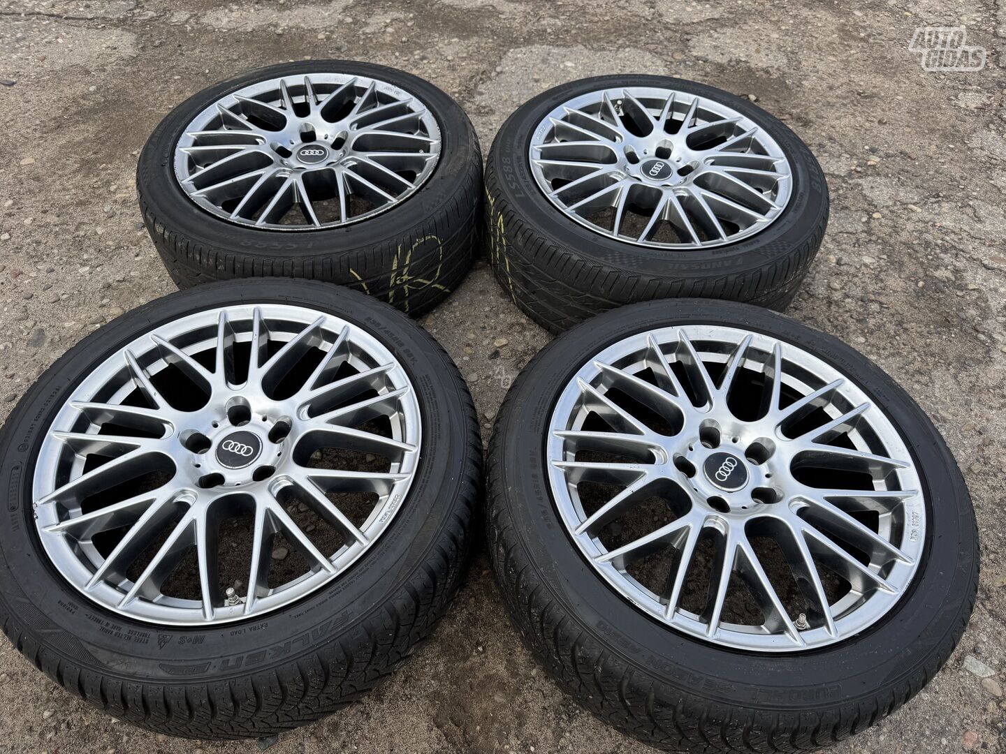 Audi Siunciam, 8J ET40 light alloy R18 rims