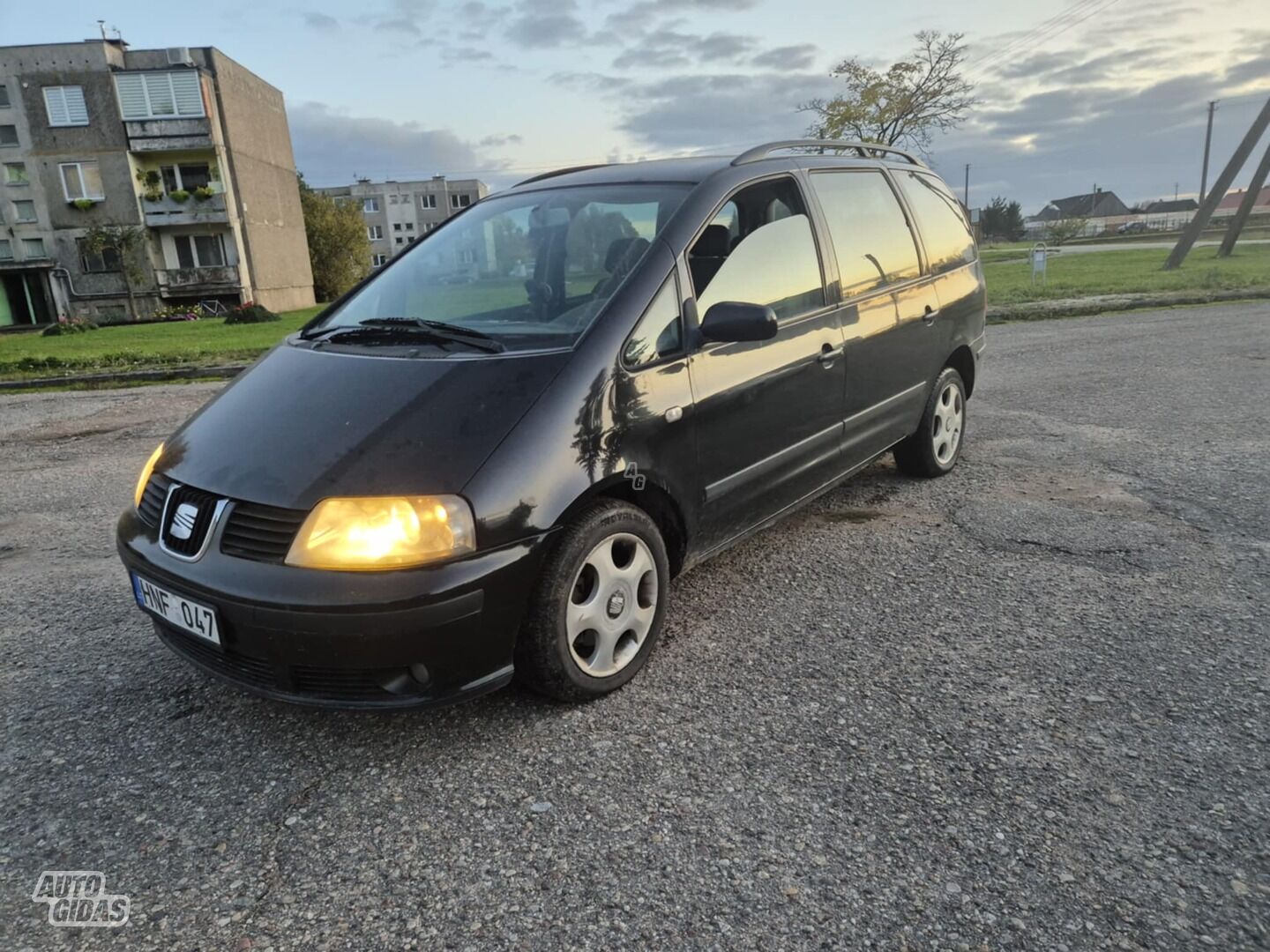 Seat Alhambra 2002 m Vienatūris