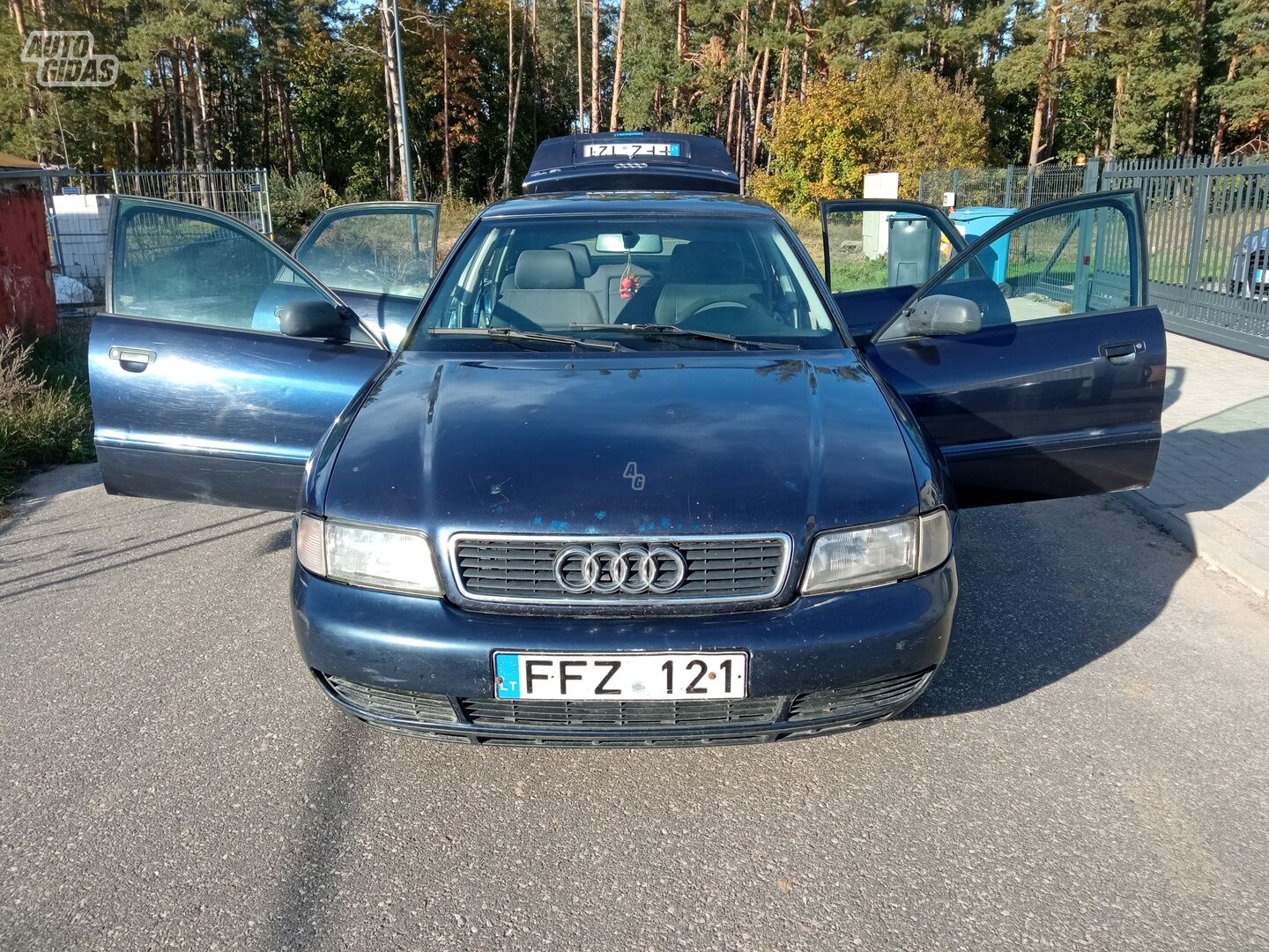 Audi A4 1995 г Седан