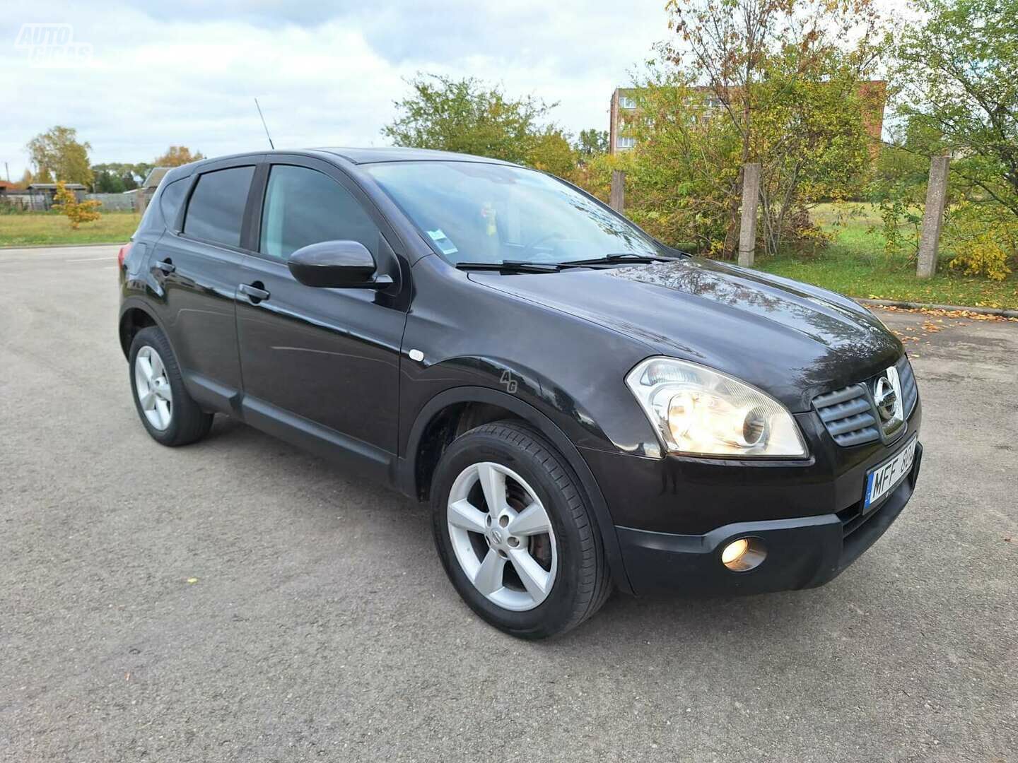 Nissan Qashqai 2008 y Off-road / Crossover