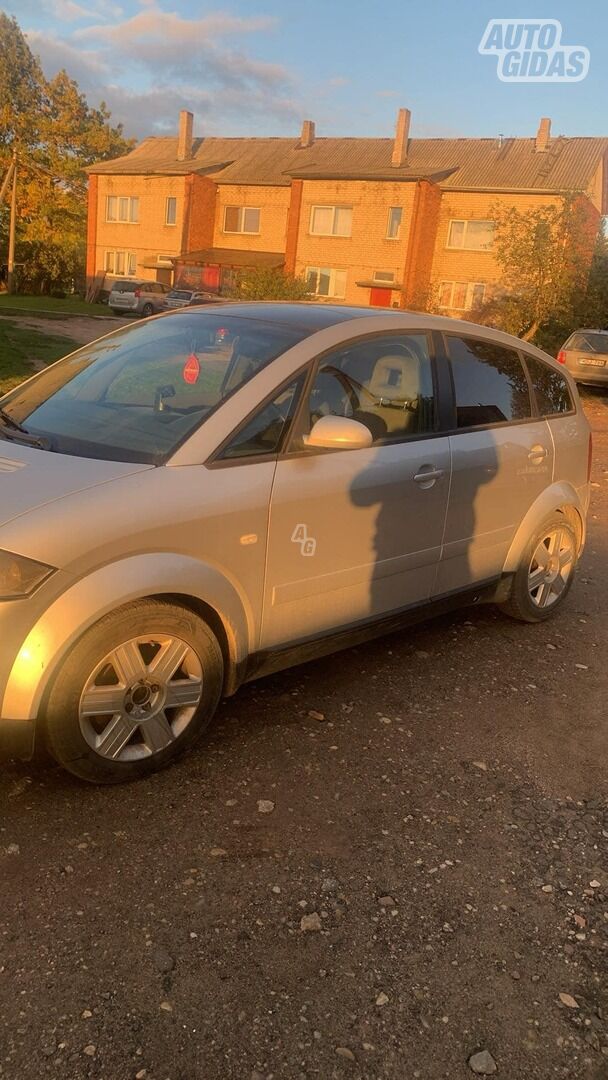 Audi A2 2001 y Sedan