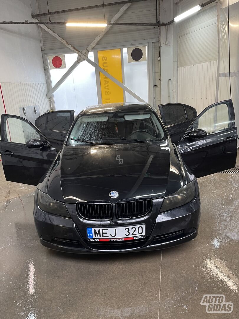 Bmw 320 E90 2006 г