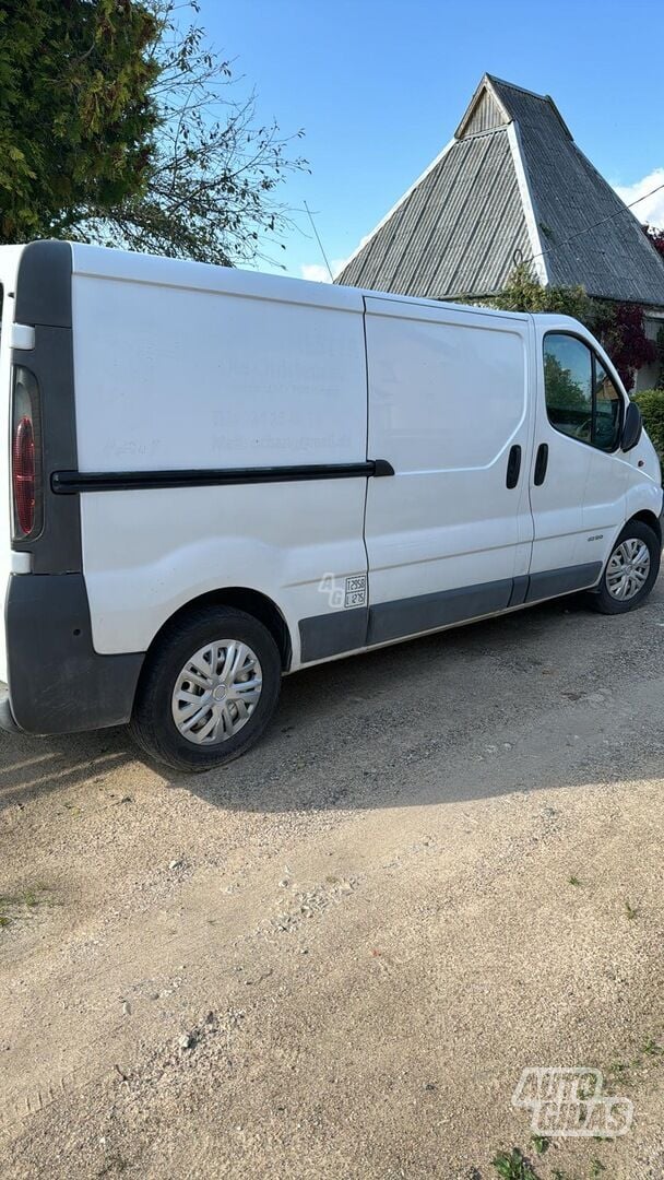 Nissan Primastar 2005 y Heavy minibus