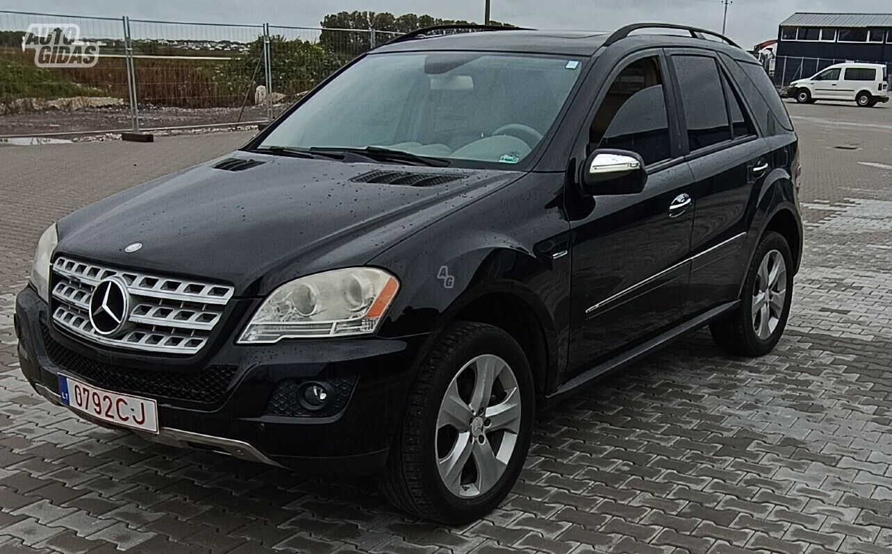 Mercedes-Benz ML 320 2009 y Off-road / Crossover