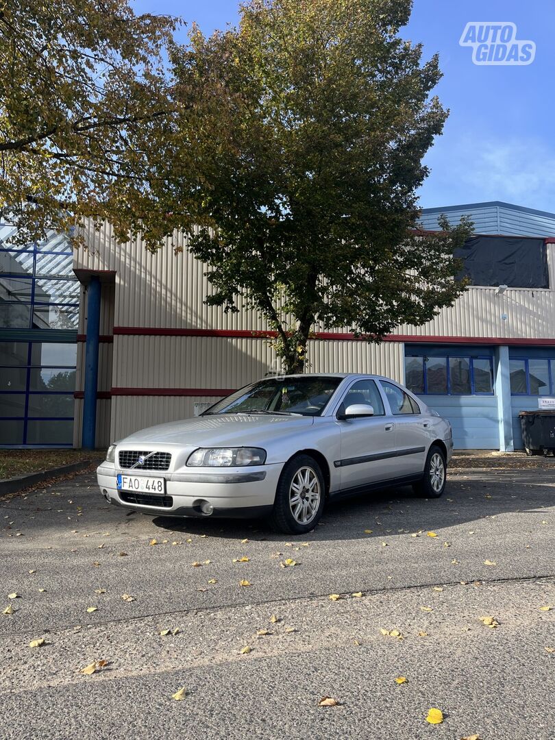 Volvo S60 5704 2004 m