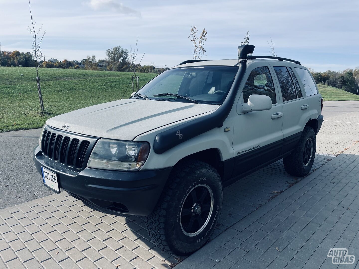 Jeep Compass 2000 m Visureigis / Krosoveris