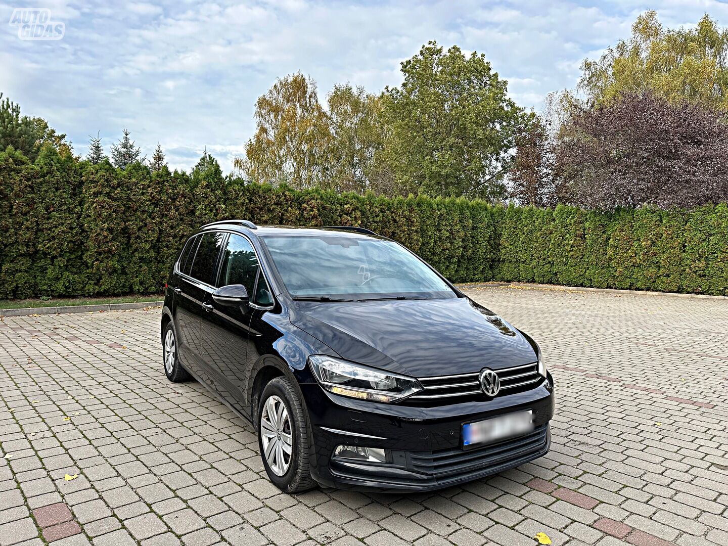 Volkswagen Touran 2016 y Van