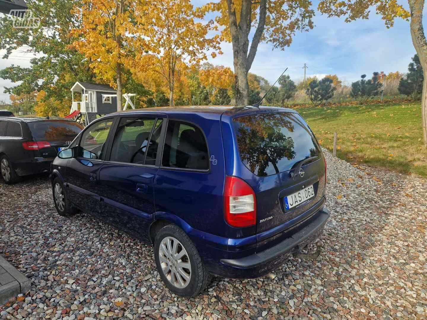 Opel Zafira A 2004 г